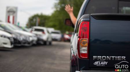 Brian Murphy driving off in his new 2020 Nissan Frontier